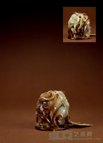 明·白玉红沁镂雕春水炉顶 高：5.3cm