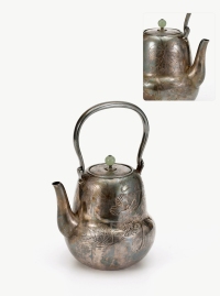 明治时期·玉摘葫芦型银壶