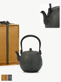 明治时期·十代中川净益造宝珠形铁壶