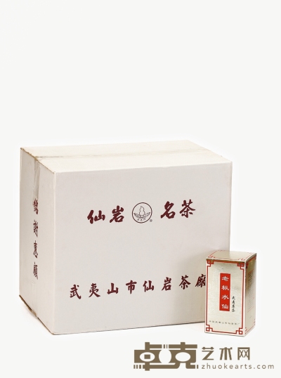 二十世纪九十年代·赵大炎监制“金壶牌”老欉水仙 规格：一箱二十四罐，净重：250g×24罐