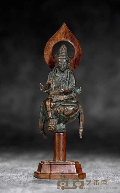 明•铜菩萨坐像 高：9.3cm（不含座）