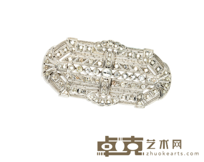 装饰艺术时期（ART DECO） 钻石镶嵌18K白金蕾丝风格胸针 尺寸：7×3.5cm
重量：约19.4g