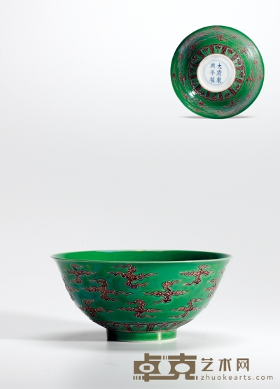 清康熙·绿地紫彩壬字云纹碗  高：7cm 直径：15.3cm