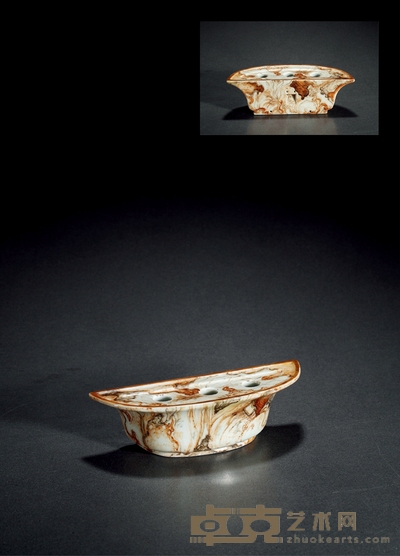 清乾隆·仿石纹釉笔插壁瓶 高：5.4cm 长：18cm