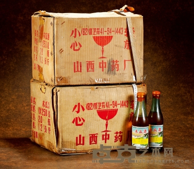 1984年山西中药厂木瓜酒（原箱） 数量：40瓶
规格：250ml