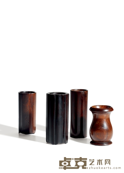 清·紫檀及黄花梨小笔筒一组四件 1.高：8cm 口径：5cm 
2.高：9.5cm 口径：4.2cm 
3.高：10.5cm 口径：4cm 
4.高：10.5cm 口径：4.7cm