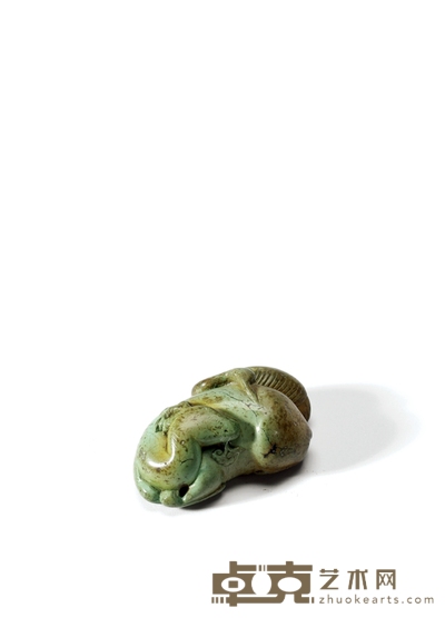 明·绿松石雕鹤鹿同春镇纸 高:2cm 长:5.4cm