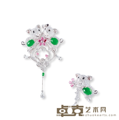 “三只小猪”冰种满绿蛋面翡翠吊坠 
