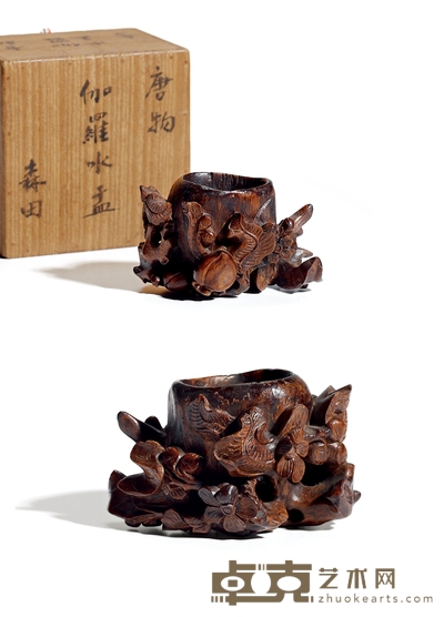 清·沉香高浮雕桃桩水盂 高:5.4cm 长:9cm 口径:5.1cm 重:84g