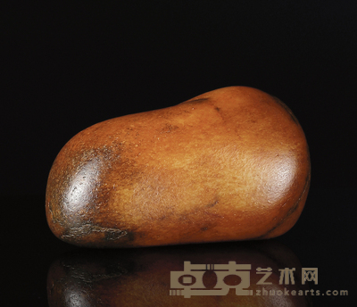红皮和田玉籽料原石 123×72×58mm
重量:900.1g