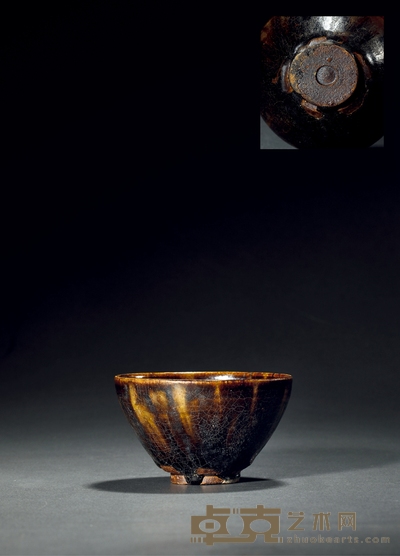 明·川窑茶盏 高：7.4cm 直径：12.5cm