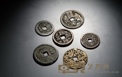 宋-清•钱币一组六枚 直径:41-52mm
数量:6