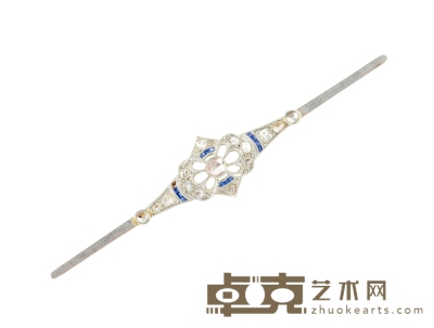 爱德华时期 钻石镶嵌蓝宝石胸针 尺寸：约7.8×1.4cm
重量：6g