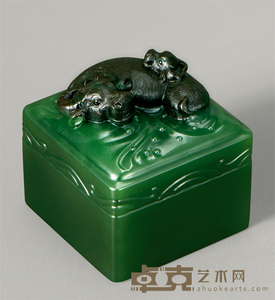 冯钤 春塘水暖 碧玉印 38×38×38mm
重量：136.3g