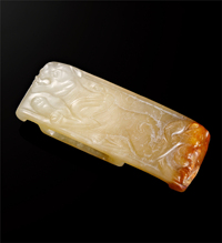 明·白玉雕虎熊纹剑璏
