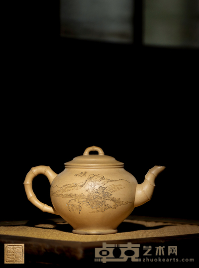 当代·吕尧臣制任淦庭及朱炳浩刻段泥报春壶 高15.8cm 长25.3cm