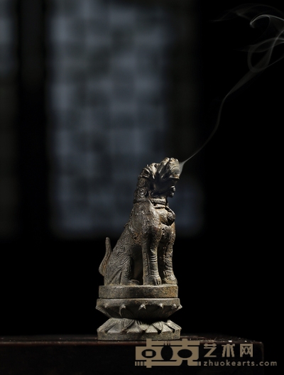 明·铜瑞兽香薰 高:16cm