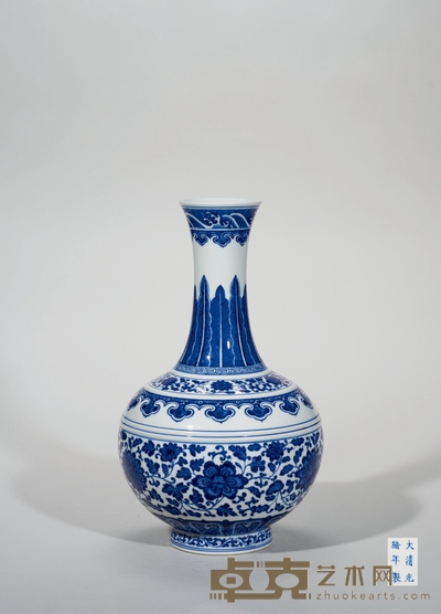 清光绪·青花缠枝莲纹赏瓶 高:39.5cm