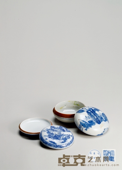 清·青花山水、仕女图印泥盒(一组两件) 尺寸不一