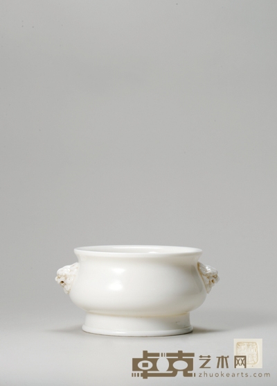 清·德化窑双狮耳炉 高:7.8cm耳径:12.2cm