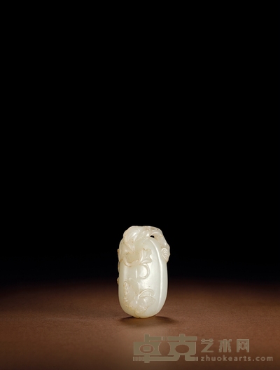 清·白玉浮雕瓜瓞绵绵把件 长:5.7cm宽:3.5cm