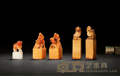 清·寿山石等印章五方 1.8×1.8×4.7cm×2 1.5×1.5×5.9cm 1.6×0.9×2.3cm