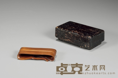 清·黄杨木雕竹叶形墨床 8.1×3.5×1.6cm