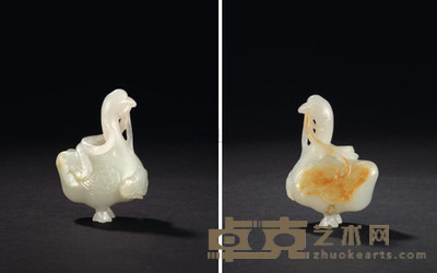 清中期 白玉留皮鹅衔荷叶摆件 高5.1cm