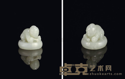 清 青白玉雕童子击鼓镇 高2.7cm