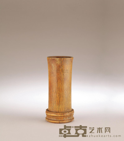 明 象牙浅刻花插 高12.5cm