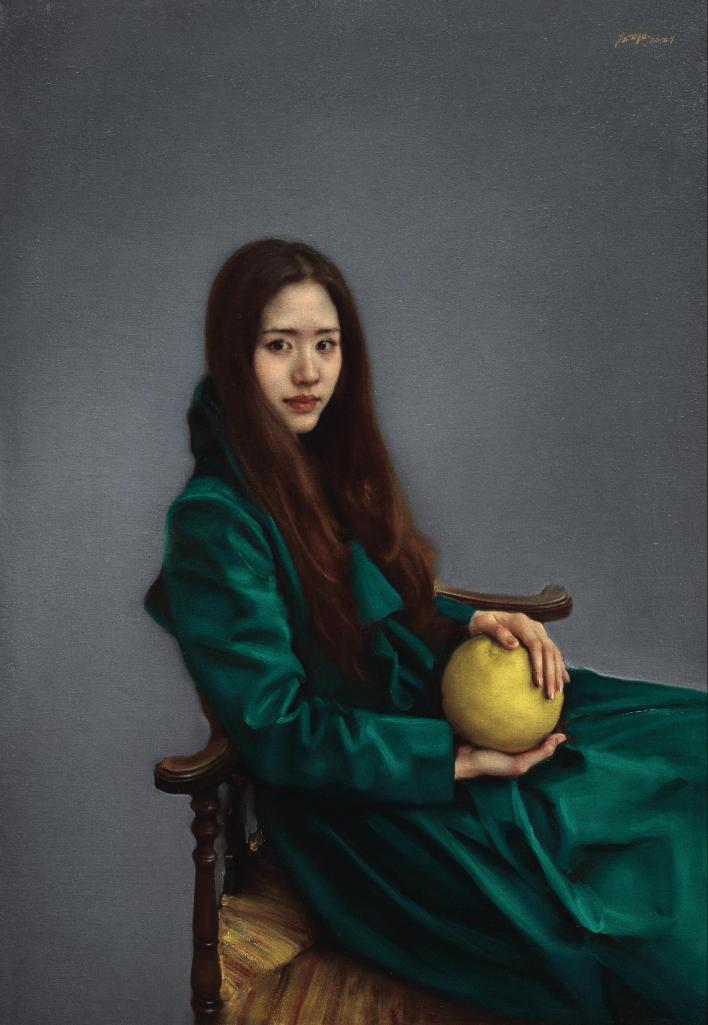 庞茂琨 2012年作 手捧柚子的女孩