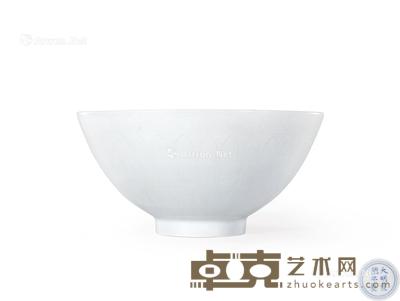 甜白釉暗刻菊瓣内模印花莲子碗