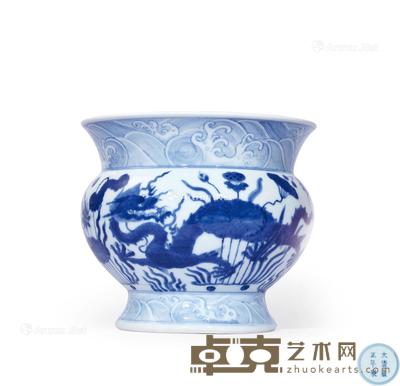 青花莲池游龙海水纹撇口尊 