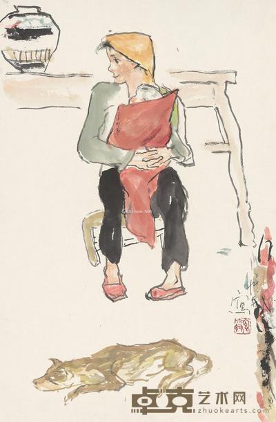 抱小孩的妇女 