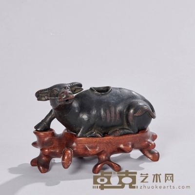牛形水注 