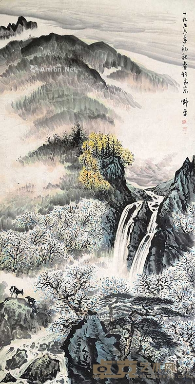 山间飞瀑