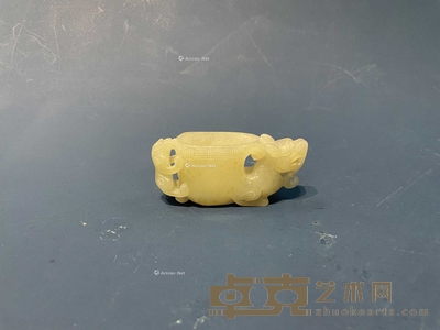 明 和田玉圆雕螭龙嘴龙把小杯 长6.8cm；重56g