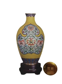 铜胎画珐琅花瓶 （一件）