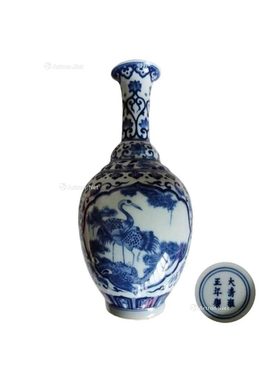 青花松鹤纹花瓶 （一件）
