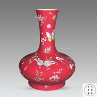 粉色釉荸荠瓶