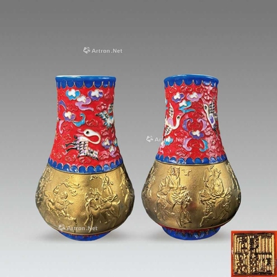 大清乾隆年制珐琅彩描金赏瓶